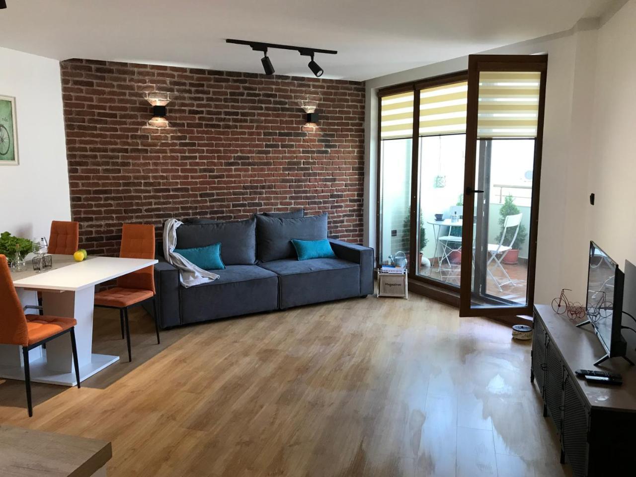 Bright, Comfortable And Cozy Apartment Burgas City Exterior foto